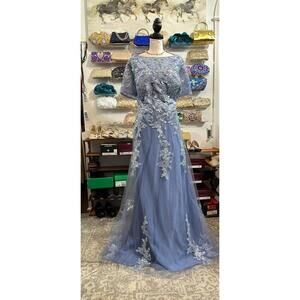 Size 20W blue ball gown.